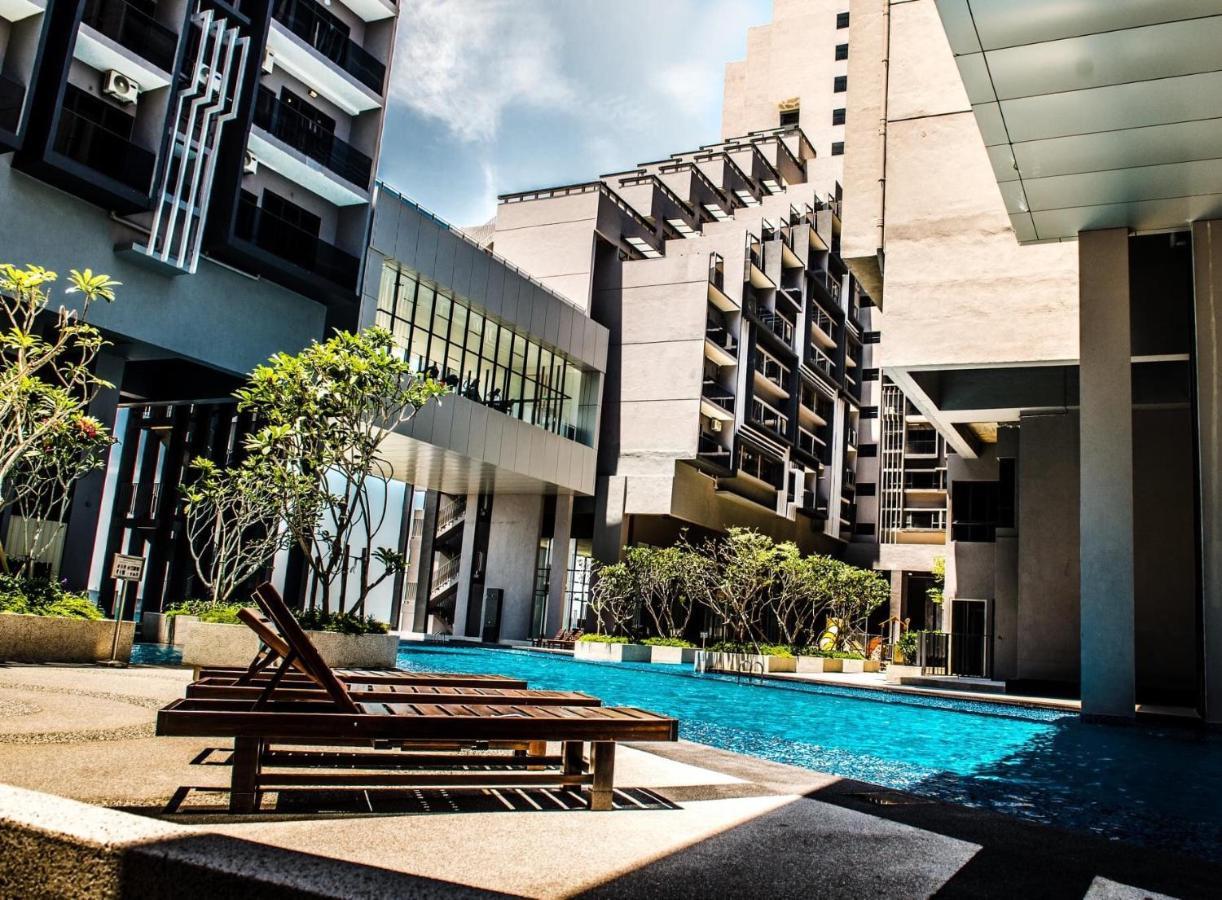 Imperio Bathtub At Town-near Jonker Street
