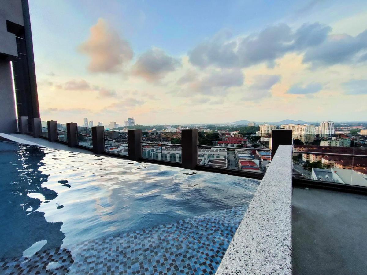 Apartment Imperio Bathtub At Town-near Jonker Street Malacca