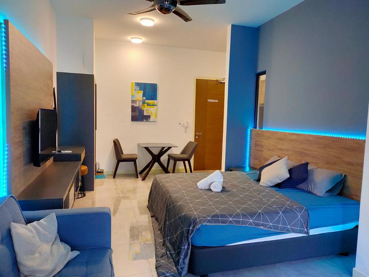 Imperio Bathtub At Town-near Jonker Street Apartment *